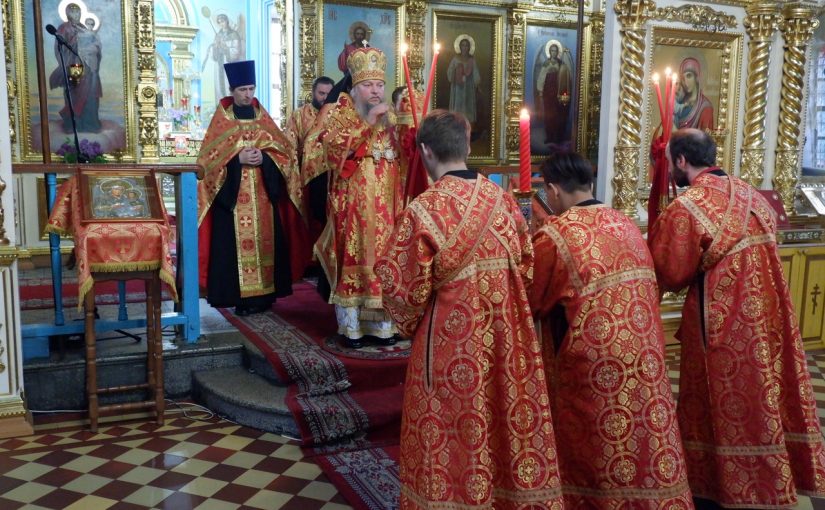 Епископ Митрофан совершил Всенощное бдение в кафедральном соборе Сердобска