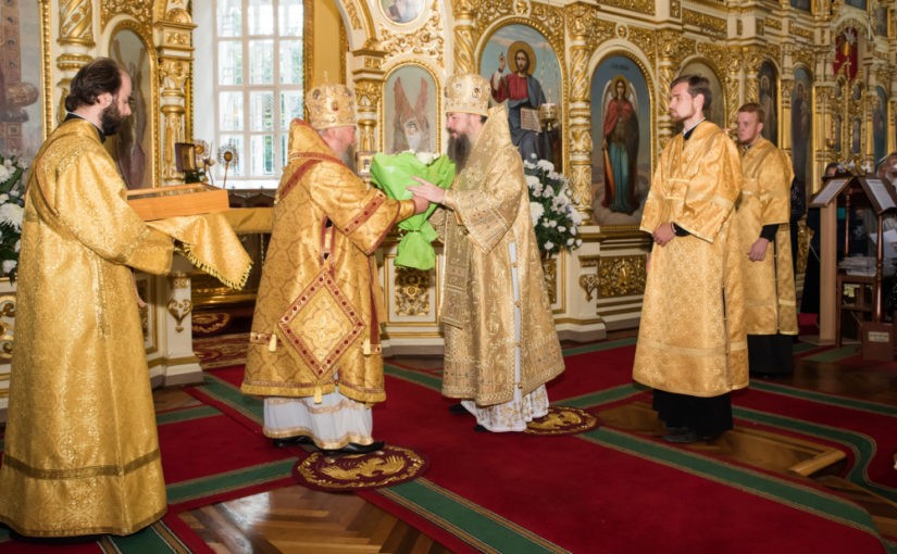 Митрополит Серафим принял поздравления с годовщиной архиерейской хиротонии