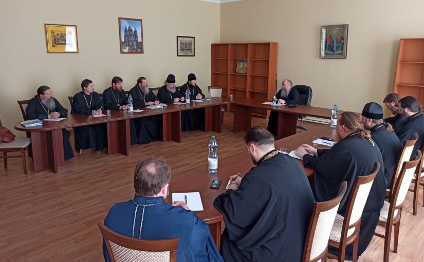 В здании Духовно-просветительского Центра г.Сердобска состоялось Собрание  благочинных Сердобской епархии