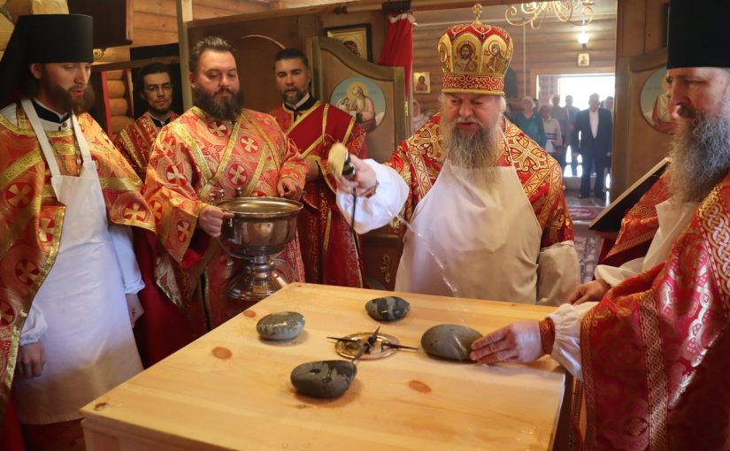 Епископ Митрофан совершил освящение храма Николая чудотворца с.Абашево Спасского района