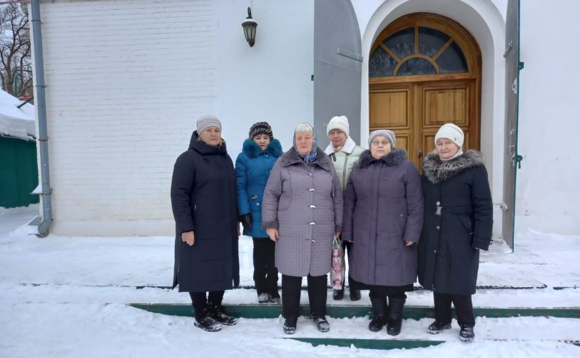 Сердобская епархия организовала поездку членов местного отделения Всероссийского общества слепых в Митрофановскую церковь г.Пензы