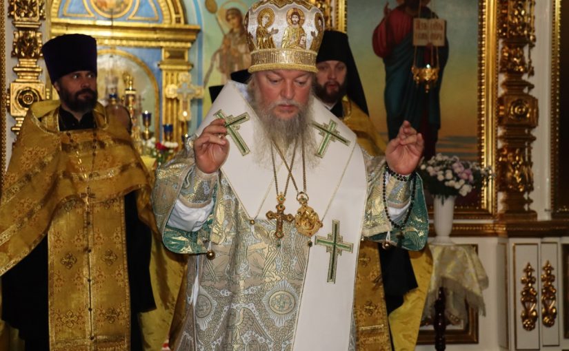 В канун Недели 19-й по Пятидесятнице епископ Митрофан совершил всенощное бдение в кафедральном соборе Архангела Михаила г.Сердобска