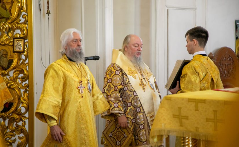 Епископ Митрофан принял участие в престольном празднике кафедрального собора святого праведного воина Феодора Ушакова