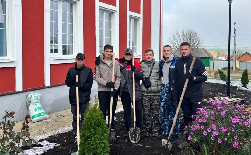 Красочно преобразился ландшафт территории собора Вознесения Господня г.Спасска